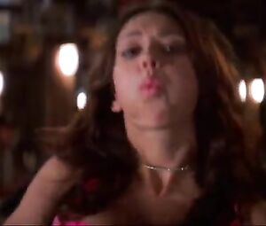 Naked Jennifer Love Hewitt, Sigourney Weaver Sexy - Heartbreakers (2001)