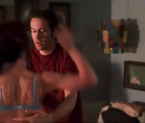 Naked Jennifer Love Hewitt, Sigourney Weaver Sexy - Heartbreakers (2001)