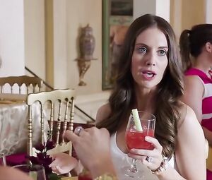 Naked Alison Brie Sexy - Get Hard (2015)