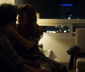 Naked Emma Suarez Sexy - Las hijas de Abril (2017)