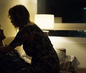 Naked Emma Suarez Sexy - Las hijas de Abril (2017)