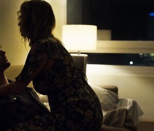 Naked Emma Suarez Sexy - Las hijas de Abril (2017)