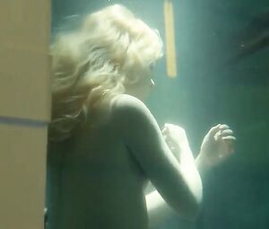 Naked Alexandra Gordon Nude - Hemlock Grove s02 (2014)