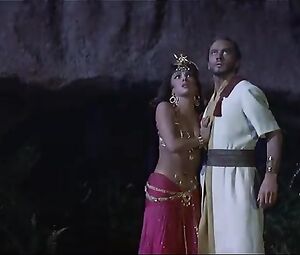 Naked Gina Lollobrigida Sexy - Solomon and Sheba (1959)