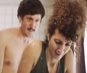 Naked Irene Anula Sexy - Insuficiente (2017)