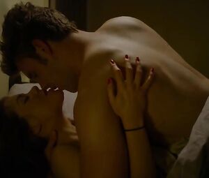 Naked Amy Lennox, Borisa Tutundjieva Nude - Wrong Turn 5 (2012)