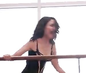 Naked Lisa Edelstein, Beau Garrett, Necar Zadegan Nude & Sexy - Girlfriends Guide