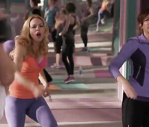 Naked Salma Hayek, Maria Bello Sexy - Grown Ups 2 (2013)