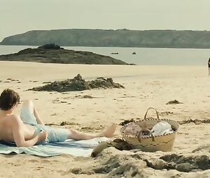Naked Anne Hathaway Sexy - One Day (2011)