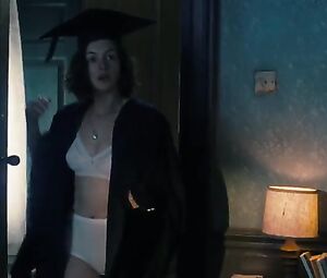 Naked Anne Hathaway Sexy - One Day (2011)