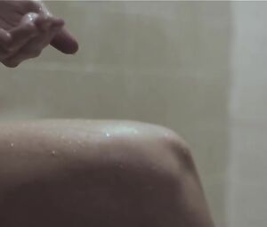 Naked Amanda Baker Sexy - Lizzie (2013)