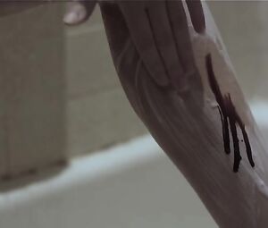 Naked Amanda Baker Sexy - Lizzie (2013)