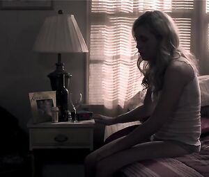 Naked Amanda Baker Sexy - Lizzie (2013)