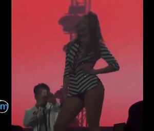Hot celebrity Jennifer Lopez Sexy - Hot Compilation