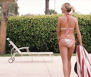 Hot celebrity Cameron Diaz Sexy - In Her Shoes (2005)