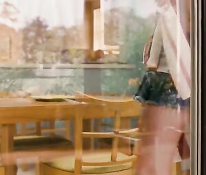 Hot celebrity Cameron Diaz Sexy - In Her Shoes (2005)