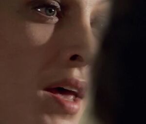 Hot Elisabeth Margoni Nude, Dany Kogan (nn) - Le Professionnel (FR 1981)