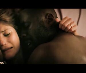 Sex scene Gemma Arterton Sexy - 100 Streets (2016)
