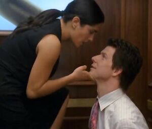 Naked Salma Hayek Sexy - Ugly Betty (2006) s01e07