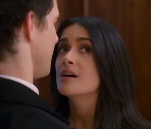 Naked Salma Hayek Sexy - Ugly Betty (2006) s01e07