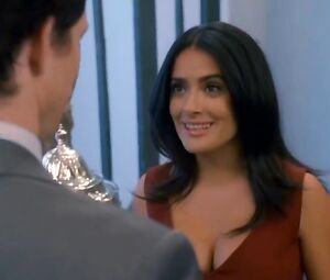 Naked Salma Hayek Sexy - Ugly Betty (2006) s01e07