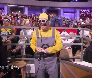 Hot scene Beth Behrs Sexy - The Wickedly Fun - The Ellen DeGeneres Show 2016