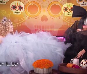 Hot scene Beth Behrs Sexy - The Wickedly Fun - The Ellen DeGeneres Show 2016