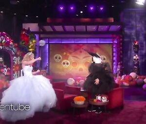 Hot scene Beth Behrs Sexy - The Wickedly Fun - The Ellen DeGeneres Show 2016