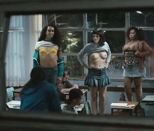 Sexy Sara Antunes, Ingrid Gaigher, Ariane Souza, Raquel Ferreira nude - Segunda Chamada s01e05(2019)