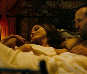 Sexy Mini Anden nude - The Mechanic (2011)