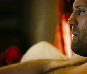Sexy Mini Anden nude - The Mechanic (2011)