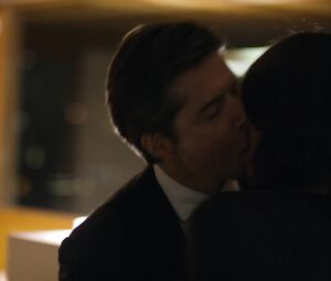 Sexy Catrinel Marlon nude - La Porta Rossa s01e05 (2017)