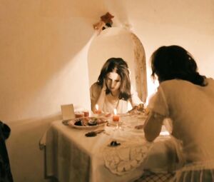 Sexy Simona Stoicescu, Ioana Barbu nude - Daca Bobul nu Moare (2010)