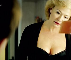Sexy Jana Paulova nude - Kamenak (2003)