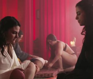 Sexy Nabia Vilela nude - A Vida Secreta Dos Casais s02e03 (2019)