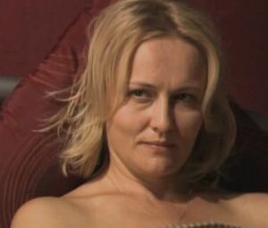 Sexy Anna Kuzina, ElenaShevchenko nude - Tretij Lichnij (2007)