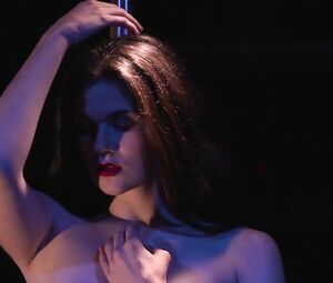 Sexy Estelle Couret nude - Sans contact (2019)