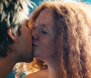 Sexy Ksana Radchenko, Elmira Metreveli nude - Pikap sem bez pravil (2009)