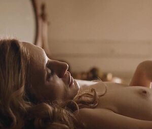 Nude Jelena Dukic - Kralj Petar I s01e02 (2019)