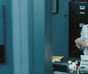 Nude Leah Cairns - 88 Minutes (2007)