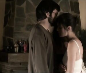 Nude Maggie Civantos, Laura Artolachipi - Placer (2009)