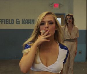 Nude Emily Meade - The Deuce s03e06 (2019)