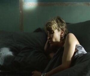 Nude Alexandra Lamy - On va s'aimer (2006)