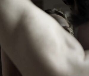 Nude Aline Jones, Leticia Sabatella - Happy Hour - Verdades e Consequencias (2019)