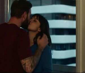 Hot Flore Bonaventura - Le Premier oublie (2019)