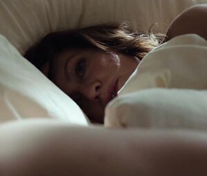 Nude Nina Kronjager - Risiko Pille (2019)