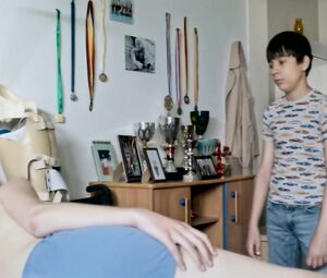 Nude Marion Bott - Sandstern (2018)