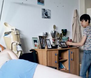 Nude Marion Bott - Sandstern (2018)