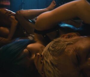 Nude Eri Kamataki, Kyoko Hinami, Natsuki Kawamura, Nami Uehara - The Forest of Love (2019)