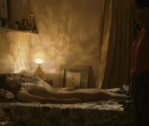 Nude Nathalia Galgani, Trinidad Gonzalez - Bonzai (2009)